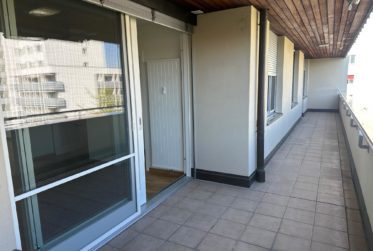 Erstvermietung: Frisch renovierte 6.5-Zimmer-Maisonettewohnung mit zwei Terrassen