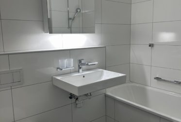 Erstvermietung: Frisch renovierte 6.5-Zimmer-Maisonettewohnung mit zwei Terrassen