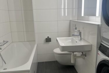 Frisch renovierte 3,5-Zimmerwohnung (ca. 90 m2) im Matthäusquartier