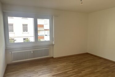 Frisch renovierte 3,5-Zimmerwohnung (ca. 90 m2) im Matthäusquartier
